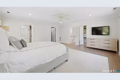 97 Meadowpark Avenue North, Stamford, CT 06905 - Photo 18