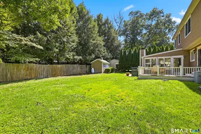 97 Meadowpark Avenue North, Stamford, CT 06905 - Photo 36