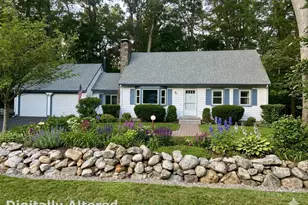 14 Marion Dr, East Lyme, CT 06333 - Photo 4