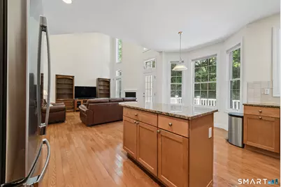 4 Freedom Circle #4, Southbury, CT 06488 - Photo 12