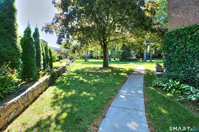 160 Fairfield Woods Road #25, Fairfield, CT 06825 - Photo 32