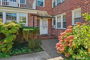 61 Putnam Park, Greenwich, CT 06830 - Photo 2
