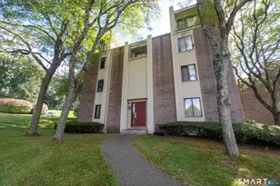 281 Burgundy Hill Ln, Middletown, CT 06457 - Photo 1