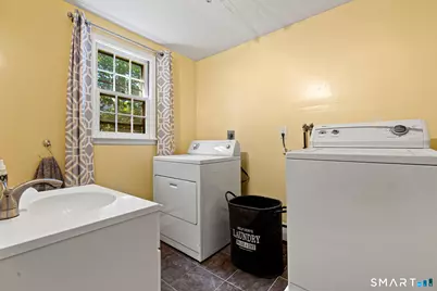 557 South Main Street, West Hartford, CT 06110 - Photo 22