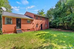 557 S Main St, West Hartford, CT 06110 - Photo 18