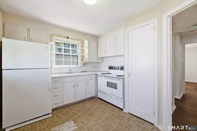 15 Chamberlin Drive, West Hartford, CT 06107 - Photo 10