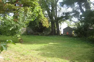 37-39 Graham Rd, East Hartford, CT 06118 - Photo 4