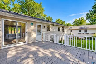 9 Hopkins Ct, Branford, CT 06405 - Photo 24
