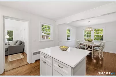 23 Hoffman Road, Manchester, CT 06042 - Photo 10