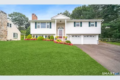 130 Lydale Place, Meriden, CT 06450 - Photo 2