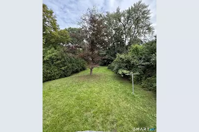 105 Seneca Road, New Haven, CT 06515 - Photo 4