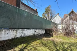 170 Elizabeth St, Derby, CT 06418 - Photo 8