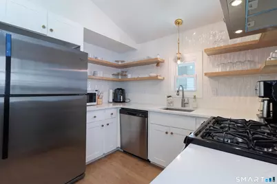 784 East Broadway, Milford, CT 06460 - Photo 10