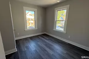266 Davenport St, Bridgeport, CT 06607 - Photo 4