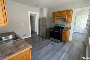 266 Davenport St, Bridgeport, CT 06607 - Photo 1