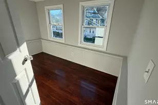 266 Davenport St, Bridgeport, CT 06607 - Photo 6