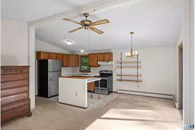 88 North Shore Road, Voluntown, CT 06384 - Photo 4
