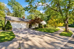 154 Kohary Dr, New Haven, CT 06515 - Photo 1