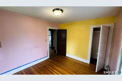 129 Newington Road, West Hartford, CT 06110 - Photo 32
