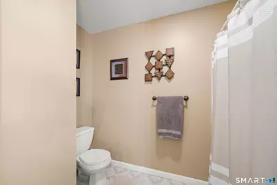 71 Post Road, Enfield, CT 06082 - Photo 8