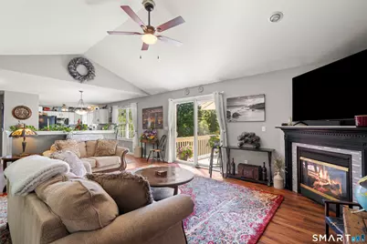71 Post Road, Enfield, CT 06082 - Photo 10