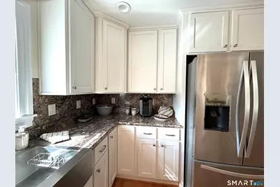 8 Stonewall Drive, Killingworth, CT 06419 - Photo 12