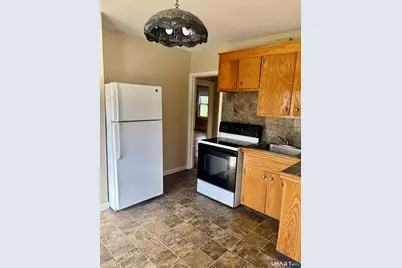 120 South Quaker Lane, West Hartford, CT 06119 - Photo 14