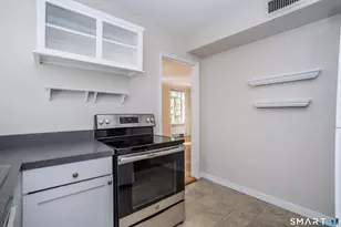 869 Farmington Ave, West Hartford, CT 06119 - Photo 14