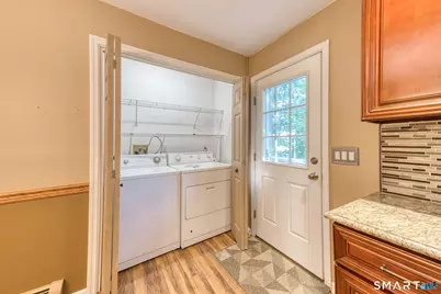 26 Mirijo Road, Danbury, CT 06811 - Photo 10