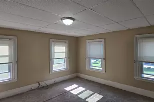 202 Broadway, Norwich, CT 06360 - Photo 32