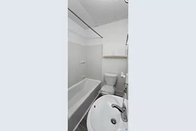 202 Broadway, Norwich, CT 06360 - Photo 28