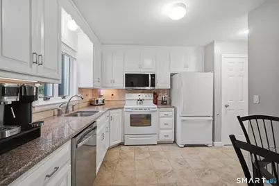 215 Candlewood Drive #215, Enfield, CT 06082 - Photo 10