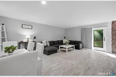 215 Candlewood Drive #215, Enfield, CT 06082 - Photo 4