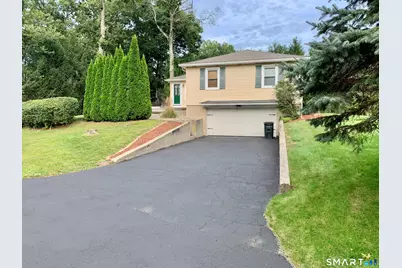 50 Lynwood Drive, Wolcott, CT 06716 - Photo 4