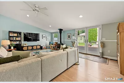 146 Dry Hill Road, Norwalk, CT 06851 - Photo 12