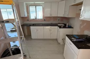 140 Thompson St, East Haven, CT 06513 - Photo 2
