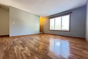 30 Sheila Ct, Bristol, CT 06010 - Photo 2