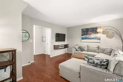 233 Derby Avenue #203, Derby, CT 06418 - Photo 4