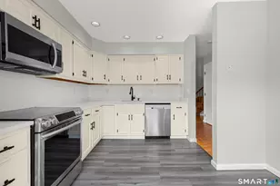 10 Edgehill Cir, Monroe, CT 06468 - Photo 6