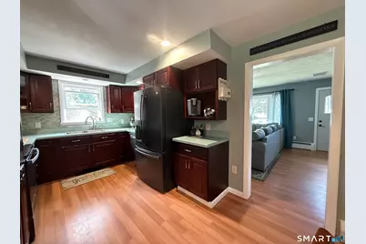 120 Dufault Street, Putnam, CT 06260 - Photo 10