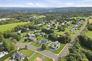 20 Knob Hill Ln, Bristol, CT 06010 - Photo 34
