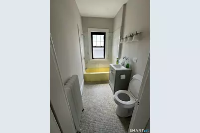 304 Edgewood Street, Hartford, CT 06112 - Photo 8