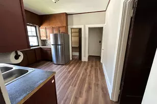304 Edgewood St, Hartford, CT 06112 - Photo 14