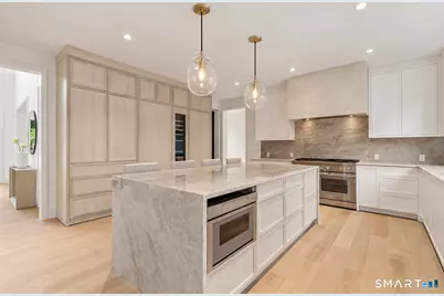 24 Oak Grove Place, New Canaan, CT 06840 - Photo 12