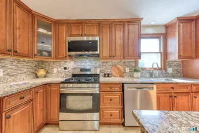 280 East Opal Drive, Glastonbury, CT 06033 - Photo 10