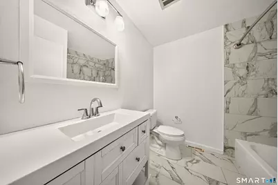 236 Edgemoor Road #B, Bridgeport, CT 06606 - Photo 16