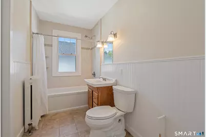 27 Bretton Road, West Hartford, CT 06119 - Photo 20