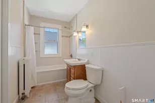 27 Bretton Rd, West Hartford, CT 06119 - Photo 20