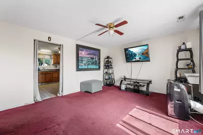 31 West Clark Street, West Haven, CT 06516 - Photo 16