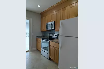 19 1st Street #2nd fl Front, Norwalk, CT 06855 - Photo 32